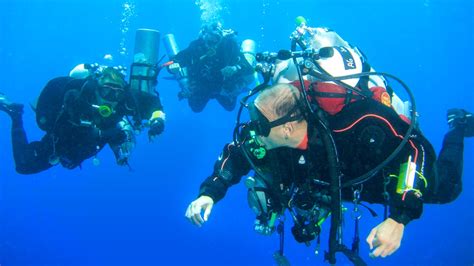 Ahmed Gaber To Break The Record For The Worlds Biggest Clean Up Dive