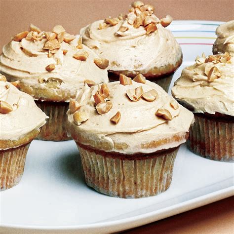 Banana Cupcakes With Peanut Butter Frosting Recipe Epicurious