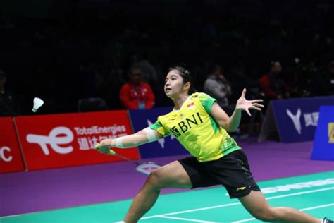 Ester Nurumi Bawa Indonesia Ke Semifinal Uber Cup