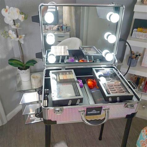 Best Makeup Case With Lights For Travel Makeup Storage