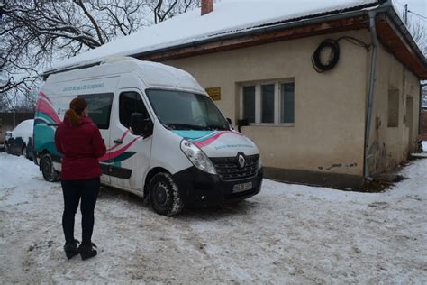 RUȘII MUNȚI Caravană mobilă pentru screeningul cancerului de col