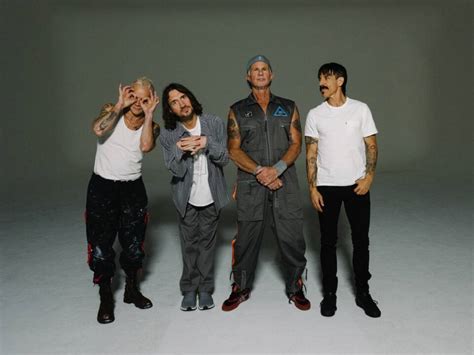 Red Hot Chili Peppers Mit Neuem Album Und Altem Sound Der Erinnerungston Ist Nicht Zu Stoppen