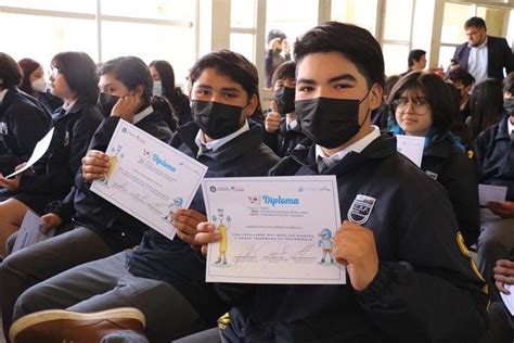 MuniTalcahuano on Twitter HOY Más de 500 estudiantes del Colegio