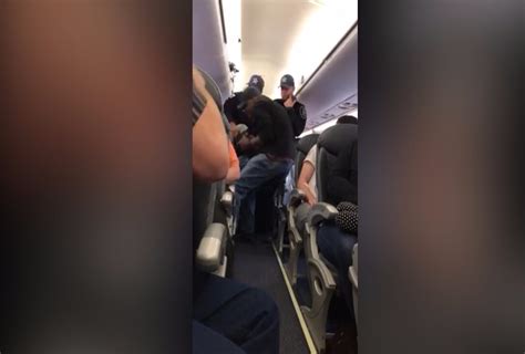 How To Deal With Anxiety About Flying On Airplanes - Healty Tips