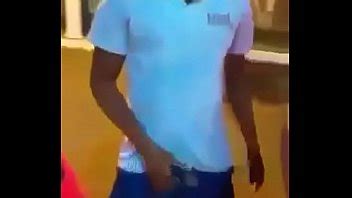 Loira Gostosa Faz Caridade Na Rua XVIDEOS