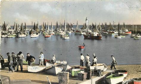 Ile D Oleron Le Port De La Cotiniere Carte Postale Ancienne Et Vue