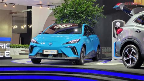 Tampil Di IIMS 2023 Total Pemesanan MG4 EV Tembus 330 Unit Mobil