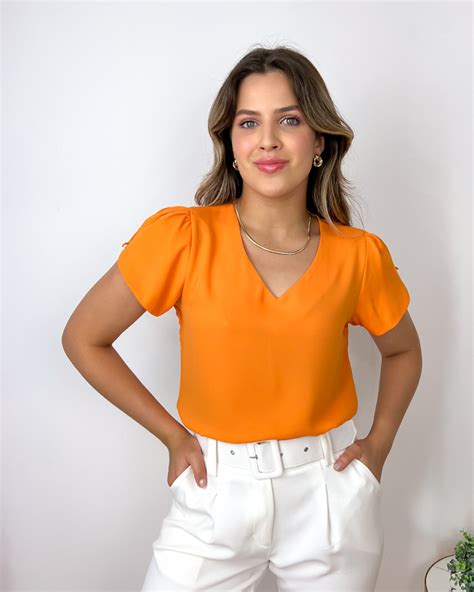 Blusa Feminina Em Crepe Decote V Manga O Laranja Poliana