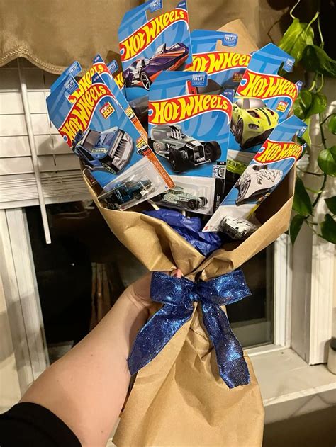 Hot Wheels Bouquet Gift Birthday Gifts For Boyfriend Valentine