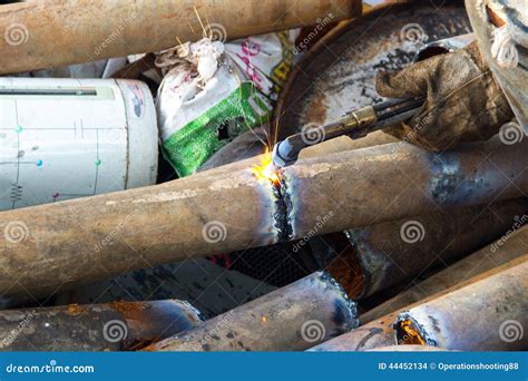 Oxygen And Acetylene Torch Cutting Steel Royalty Free Stock Photography