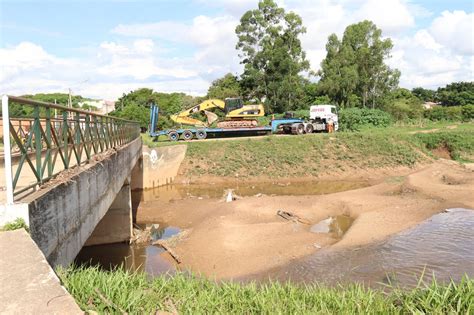 Prefeitura E Saae Iniciam Nova Fase De Desassoreamento Do C Rrego Itangu