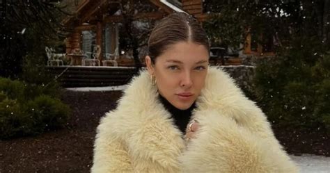 Hot Sexy Sofia Gonet Bikini Pics