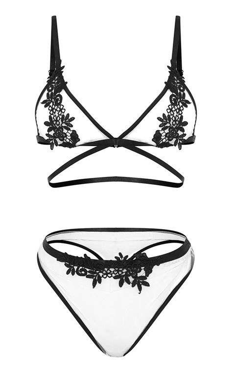 Black Mesh Floral Applique Strapping Lingerie Set Lingerie And Nightwear Prettylittlething Qa