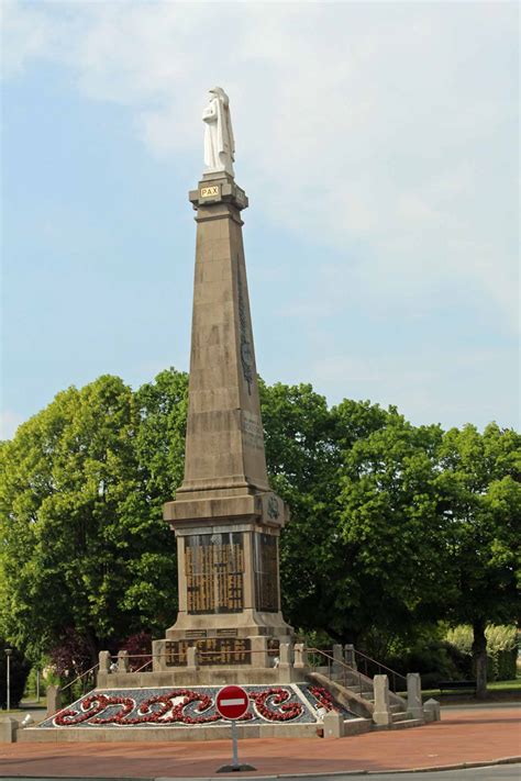 Rochefort Monument Aux Morts