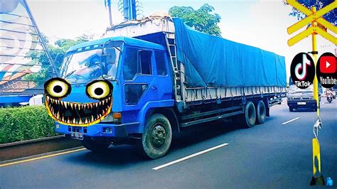 Bis Telolet Bis Oleng Truk Oleng Truk Telolet Kereta Thomas Berubah