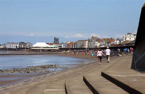 The Seafront At Burnham On Sea © Steve Daniels Geograph Britain And