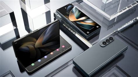 Les Samsung Galaxy Z Flip 4 et Fold 4 sont désormais disponibles chez