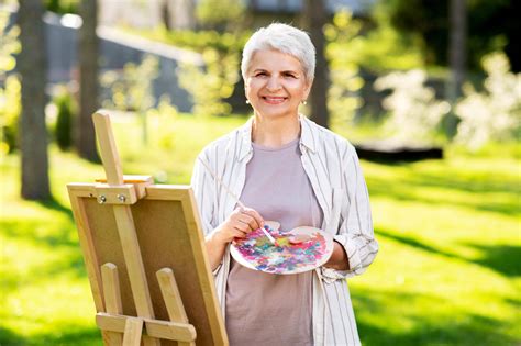 Why Seniors Thrive in Art and Craft Sessions