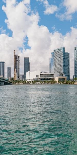 Miami Croisière commentée dans la baie de Millionaires Row et visite