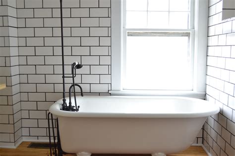 7 Things You Need To Know About Your Clawfoot Tub Shower — The White