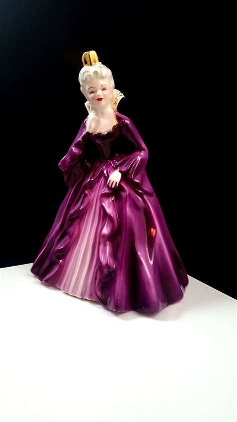 Vintage FLORENCE CERAMICS Figurine Lady Her Majesty Purple Plum Gifts