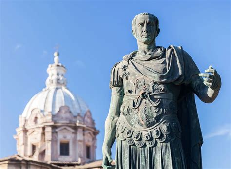 13 Surprising Facts About The Julius Caesar Statue