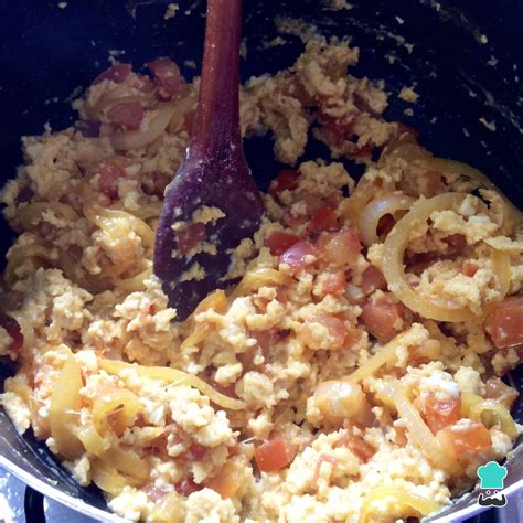 Huevos Revueltos Con Tomate Y Cebolla Fácil