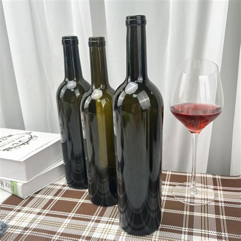 750ml Wine Glass Bordeaux Burgundy Wholesale Clear Amber Dark Green Glass Wine Bottle China