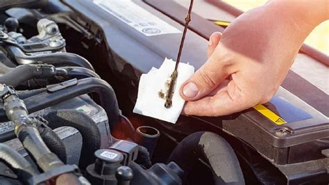 How To Read A Car Oil Dipstick To Check Oil Conditions Listen World