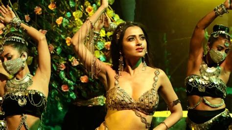 Naagin 6 Promo: Tejasswi Prakash as 'Sarvasheshta Naagin' Leaves Fans ...