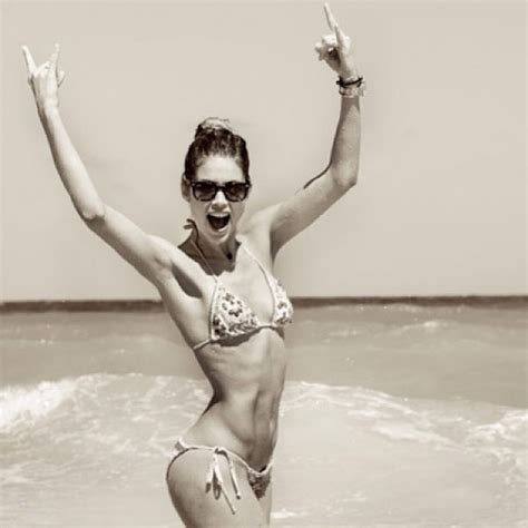 Doutzen Kroes In A Bikini Like It Is Her Job Of The Day