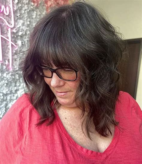 Haircut For Year Old Women With Glasses That Renuvenate Which One