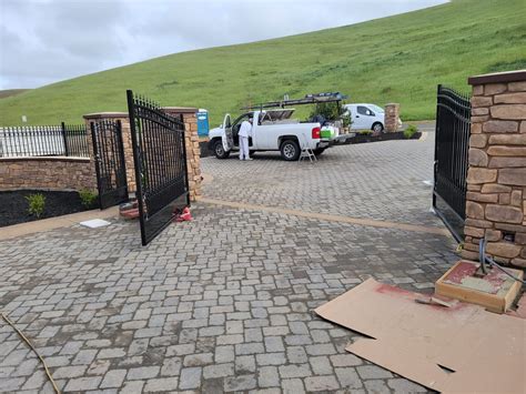 Professional Gate Repair Near Me Services Rna Automatic Gates