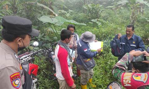 Kaji Tanah Gerak Di Talun Ponorogo Tim PVMBG Beri Beberapa Rekomendasi