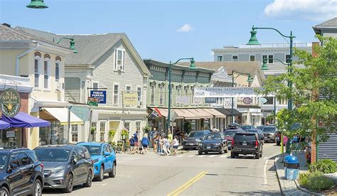 Offbeat Towns To Visit In Connecticut Worldatlas