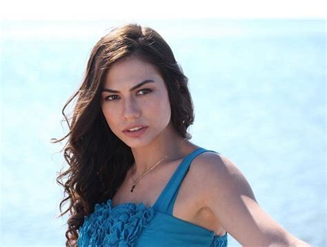 Demet Zdemir Most Beautiful Turkish Actresses