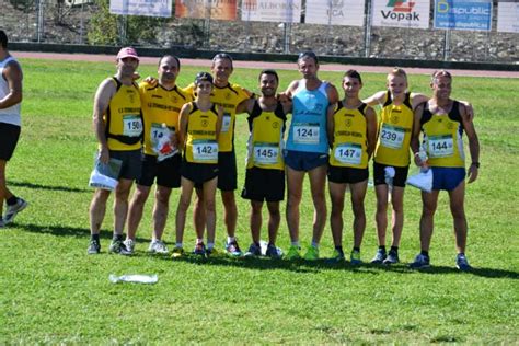 VETERANOS CLUB ATLETISMO LINENSE Historia del Maratón Origen de los