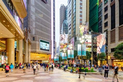 Top 5 Luxury Shopping Malls In Hong Kong For The Best Retail Therapy