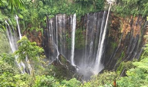 WISATA KE AIR TERJUN TUMPAK SEWU KEINDAHAN ALAM KHAS DAN UNIK Orbit Metro