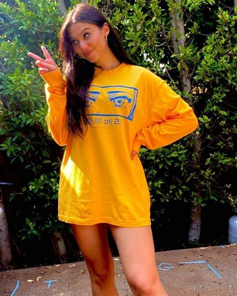 87 curtidas 5 comentários Kira Kosarin kira kosarin army no