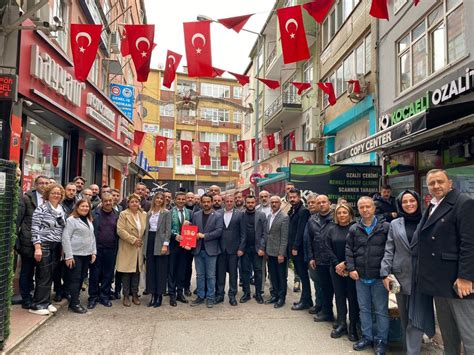 Ulaş Yıldız İzmit için CHP den aday adayı oldu Siyaset