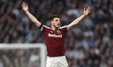 West Ham United Midfielder Declan Rice Rejects Another Contract Offer