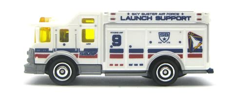 Matchbox Hazard Squad 91100 Weiß Blau Rot 164 Modelle Alles Gute