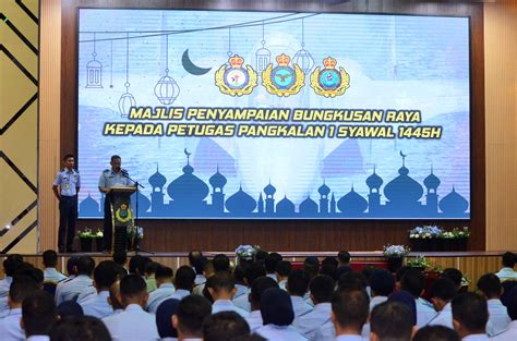 MAJLIS PENYAMPAIAN BUNGKUSAN RAYA KEPADA ANGGOTA BERTUGAS PADA 1 SYAWAL