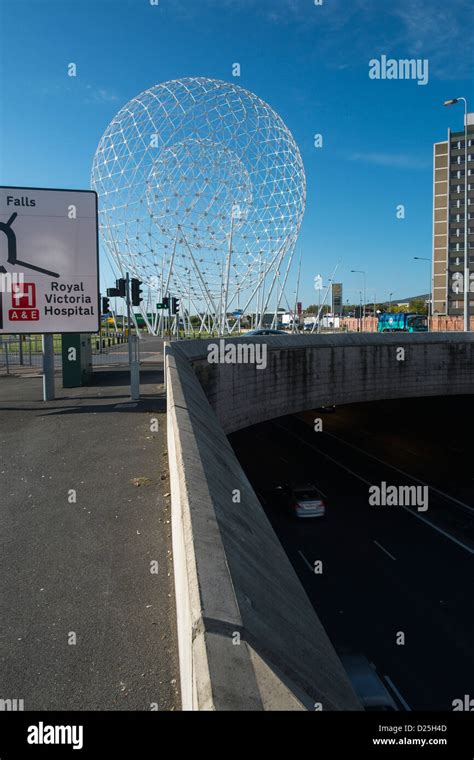 Belfast Sculpture Rise By Artist Wolfgang Buttress Stock Photo Alamy