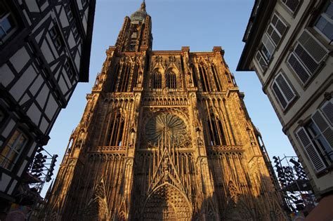 Catedral de Estrasburgo - Megaconstrucciones, Extreme Engineering