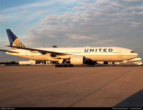 Aircraft Photo Of N Ua Boeing Er United Airlines