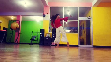 Easy Dance Steps Sweety Tera Drama Bareli Ki Barfi Bhumika Sao Bollywood Dance Style Youtube