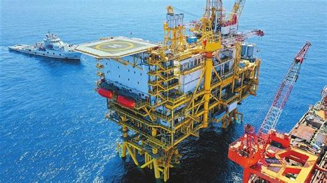 Çin en büyük açık deniz petrol platformunun inşaatını tamamladı Ekonomim