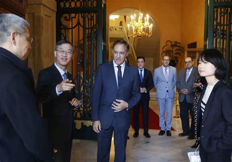 El Embajador De China Se Compromete A Potenciar A Salamanca En La